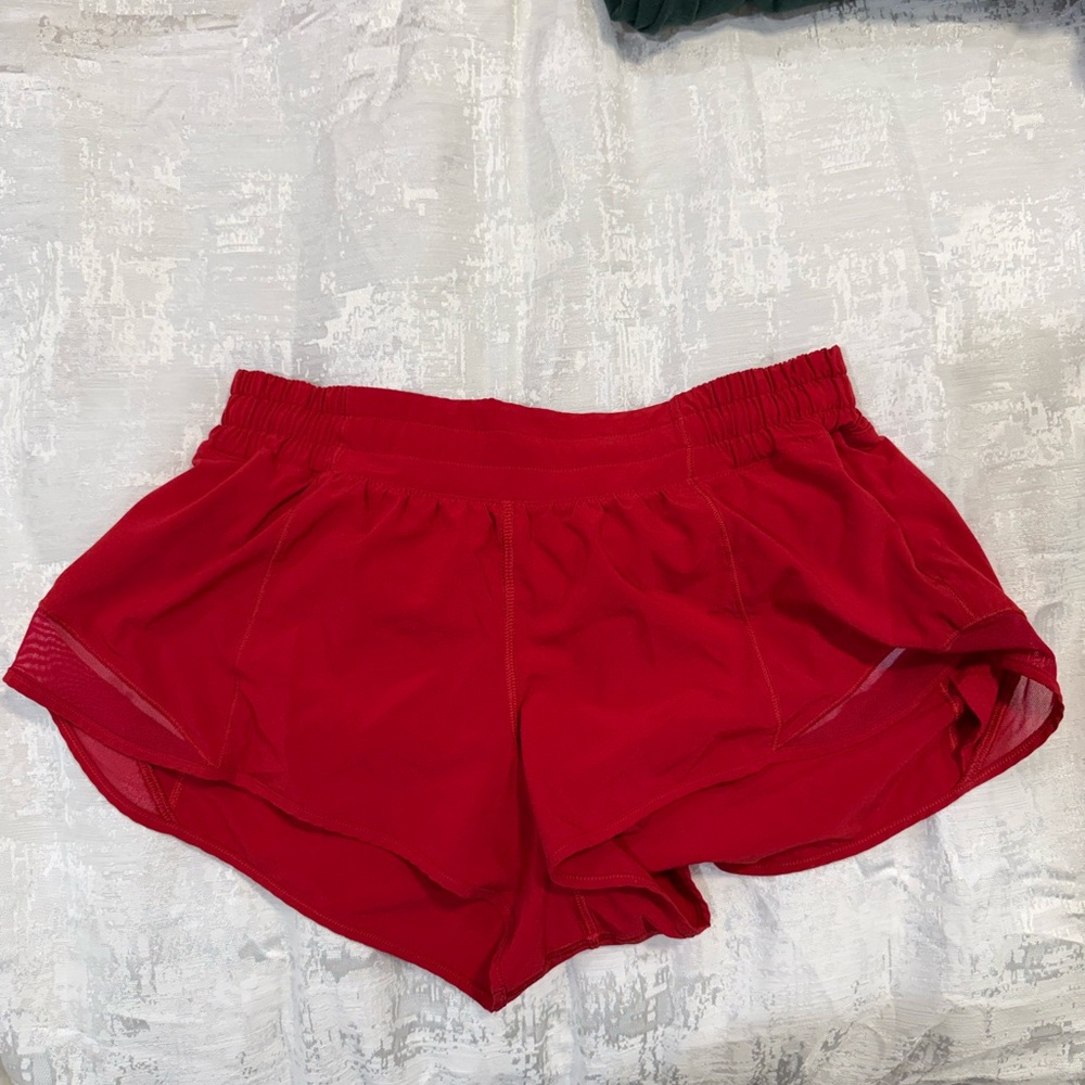 Lululemon Hotty Hot shorts